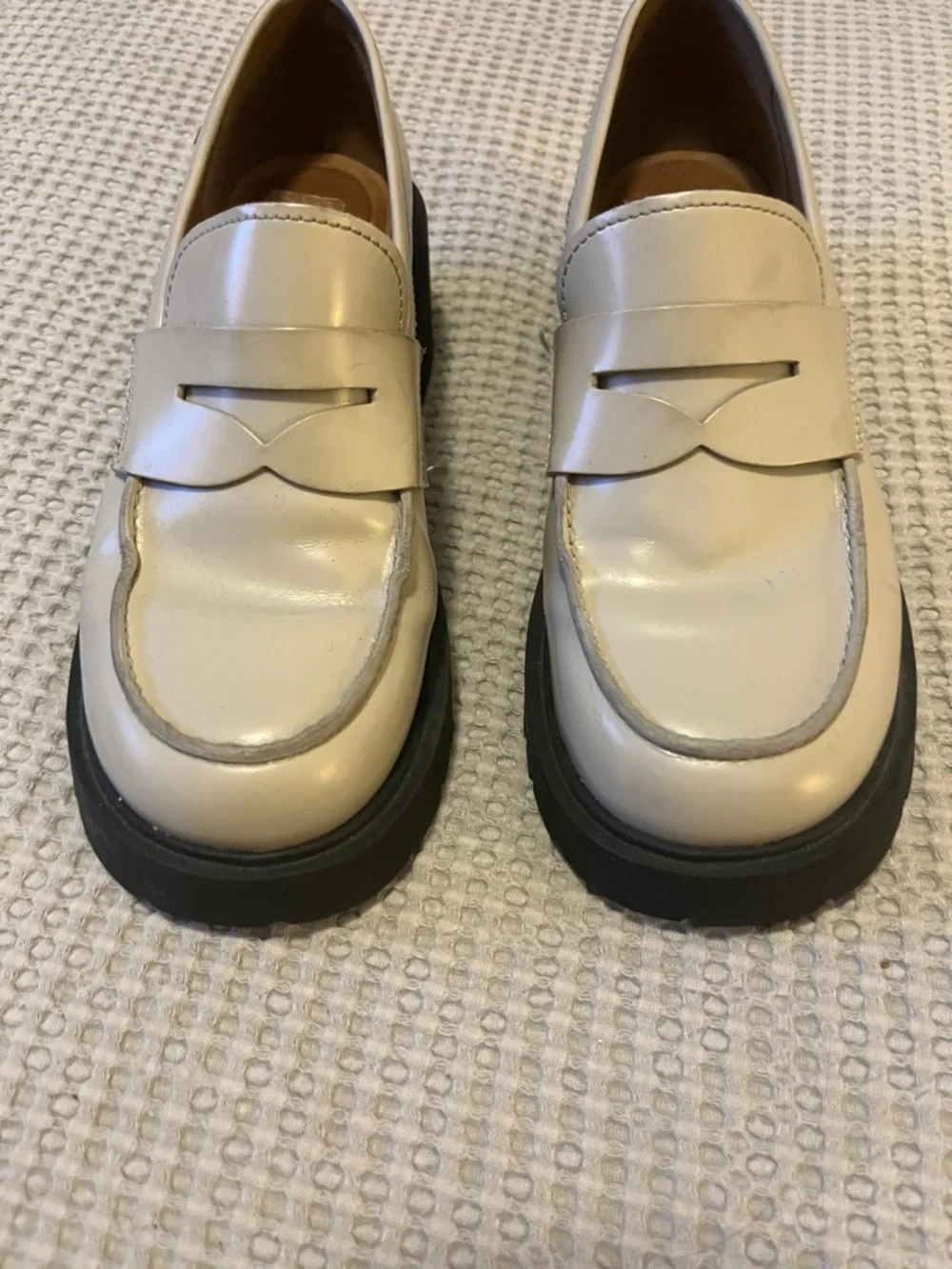 Camper Chunky Dark Cream Platform Heeled Leather Penny Loafers Black Lug Sole 37